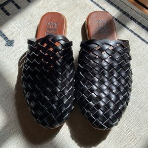 Billabong Black Woven Mules